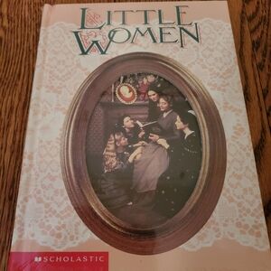 NWT Scolastic Little Women Storybook with Cameo to wear